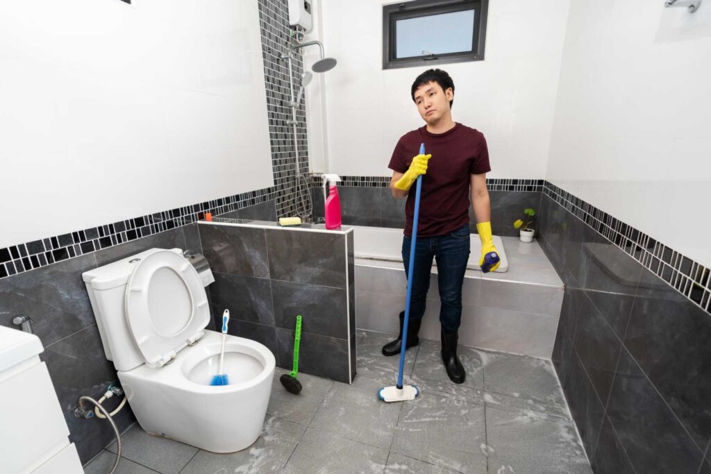 3 Essential Tips for Sewage Cleanup Services